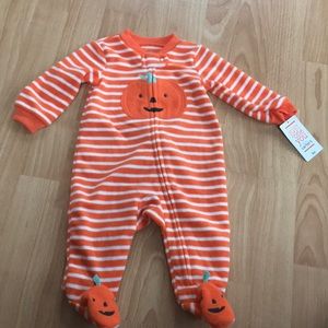 8/$25 Carter’s Pumpkin Fleece Footsie Pajamas Size 3 Months